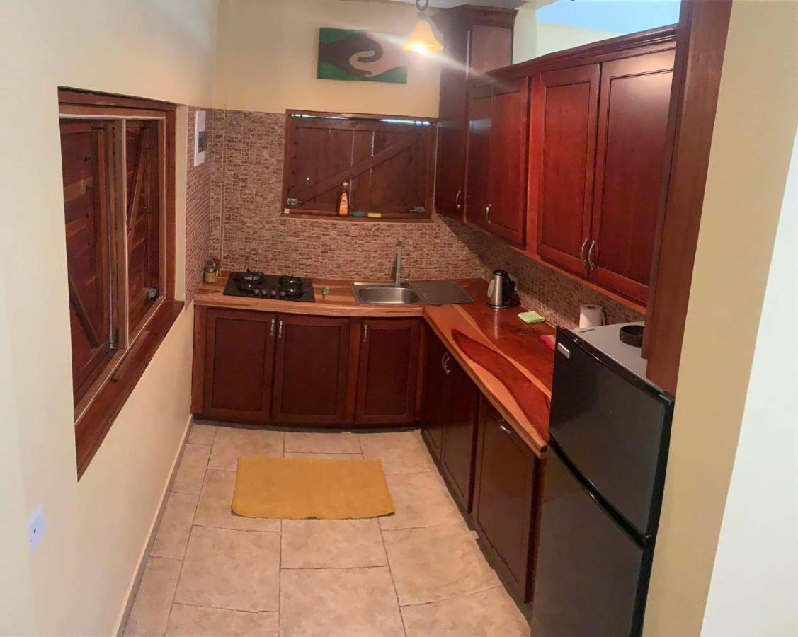 Orchid Resort Ltd Guillet Екстериор снимка