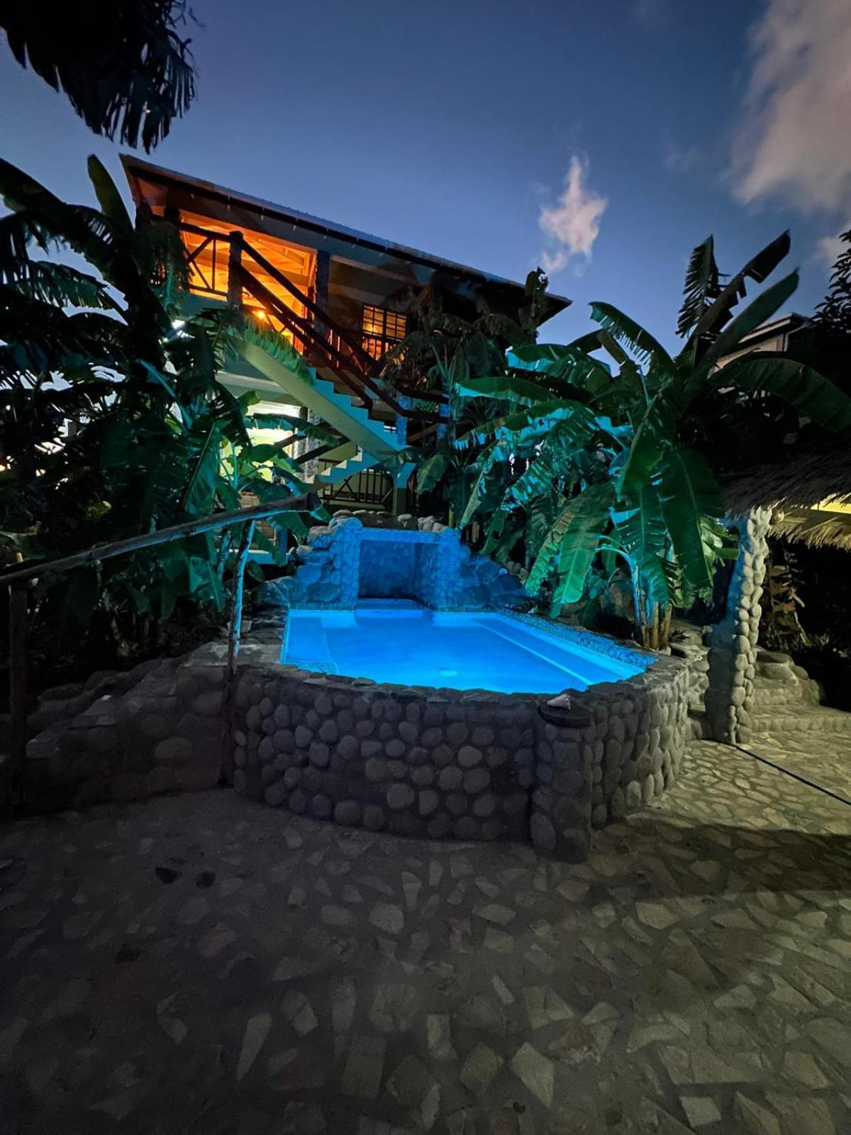 Orchid Resort Ltd Guillet Екстериор снимка
